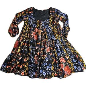 FREE PEOPLE Black Floral Print 3/4 Sleeve Tiered Lined Mini Dress Sz XS Spring